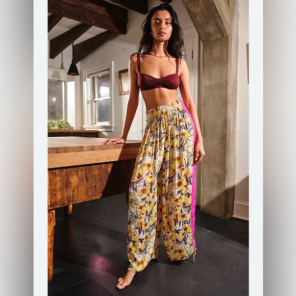 Free People Pants - FREE PEOPLE INTIMATELY In Bloom lounge pant In Garden Combo NWT - XS